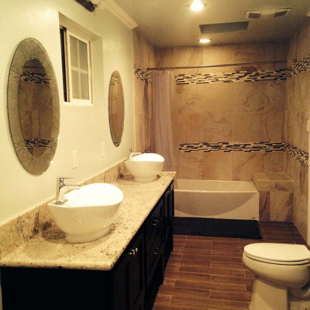 bathroom, tiles, toilet-335748.jpg